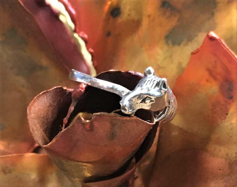 Sterling Silver Horse Ring Sz 6.25 (1 of 7)