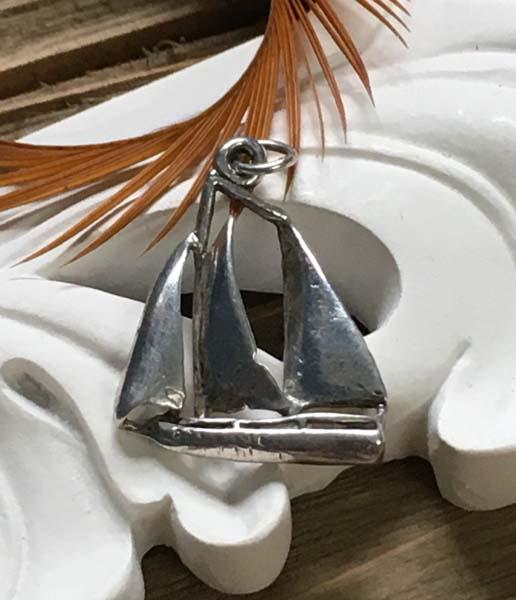 800 Silver Sail Boat Charm or Pendant (1 of 5)