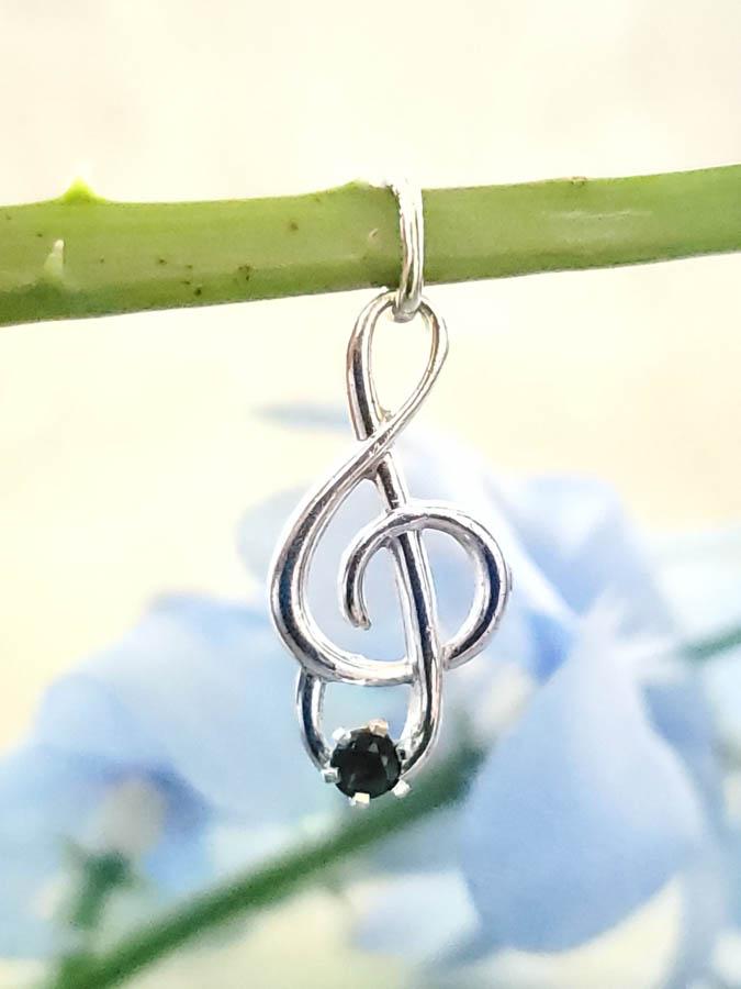 800 Silver Charm (1 of 3)