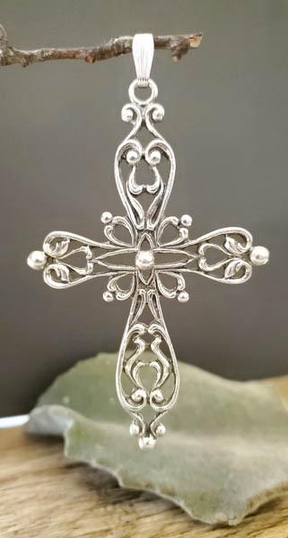 Large Danecraft Sterling Silver Pendant (1 of 6)