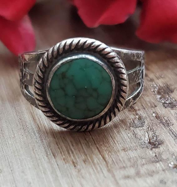 Sterling Silver Ring Sz 7.75 (1 of 4)