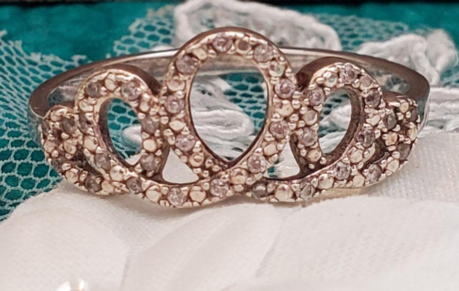 Sterling Silver Ring sz 10 (1 of 5)