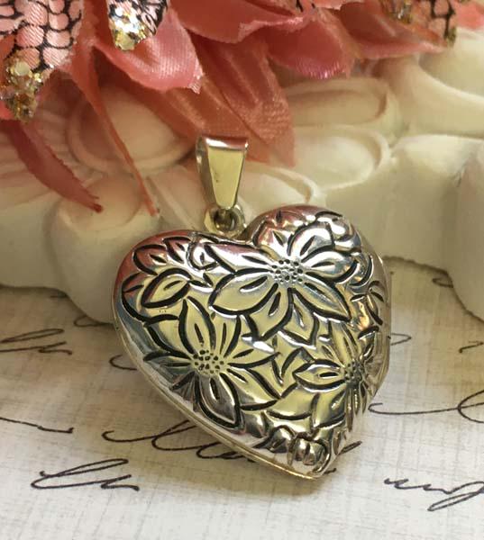 Sterling Silver Heart Locket Pendant (1 of 4)