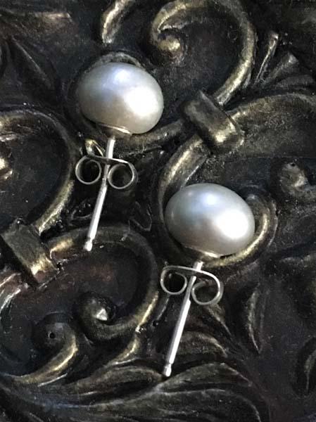 Sterling Silver Pearl Earrings (1 of 5)