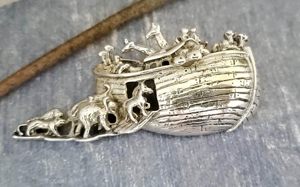 Sterling Silver Noah's Ark Brooch (1 of 4)