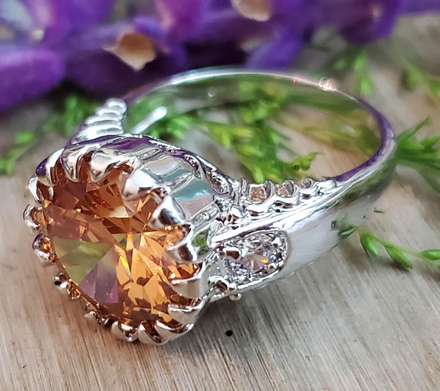 Large Cz Sterling Silver Ring Sz 9 (1 of 5)