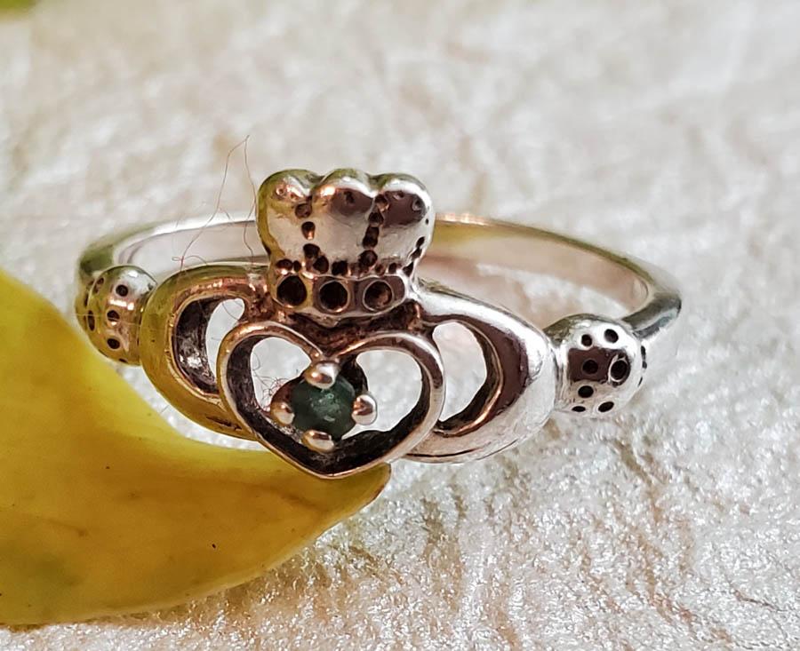 Sterling Silver Claddagh Ring Sz 7 (1 of 3)