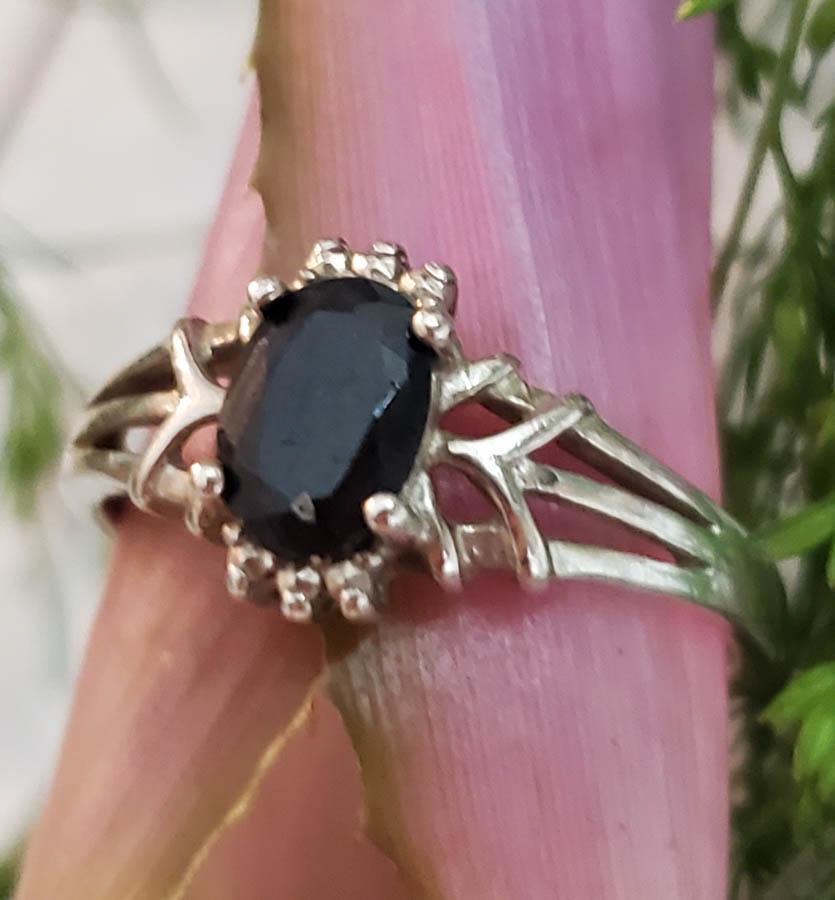 Sterling Silver Sapphire Ring Sz 8 (1 of 4)