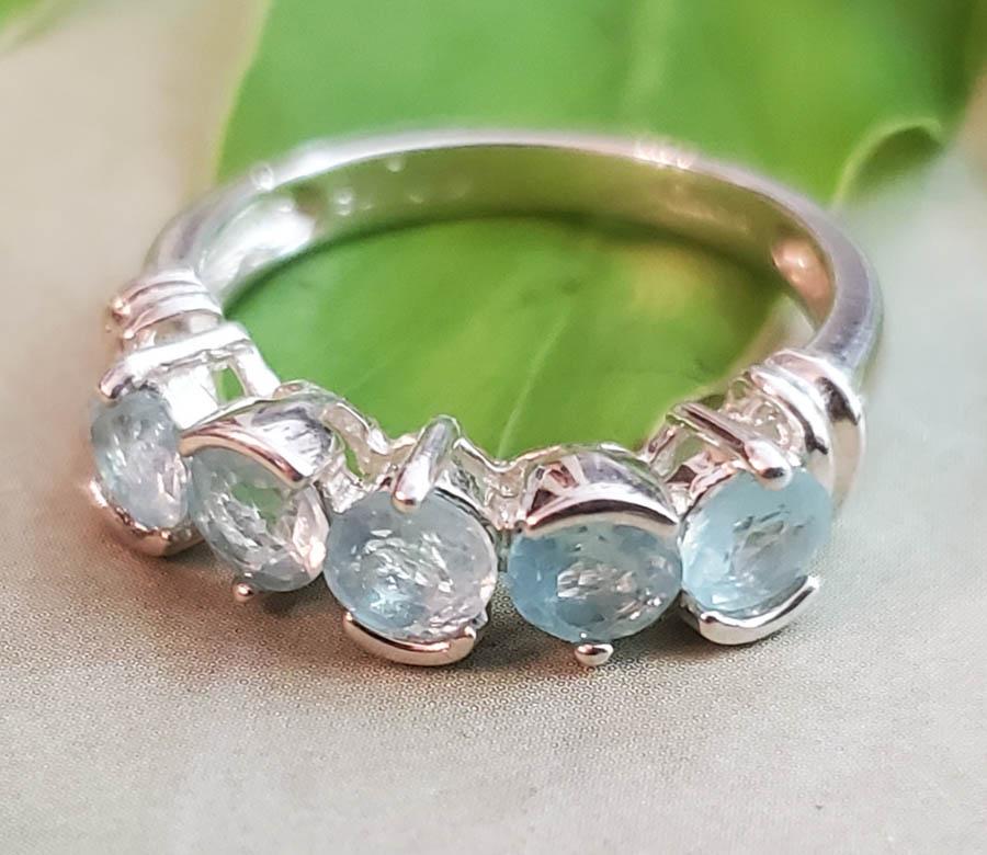 Sterling Silver Ring Sz 6: Item Details: Sterling Silver Ring Ring Size: 6 Ring Face: mm Width if Band Ring: 5.5mm Weight in Grams: 2.364 Hallmarks & Stamps Include: 925, China, unknown makers mark Other: