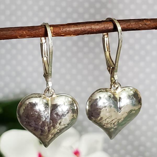 Sterling Silver Earrings: Item Details: Heart Dangle Earrings Length or Drop: 29 mm Width: 14 mm Stone Type: Weight in Grams: 3.6 Hallmarks and Stamps: 925, Mex Other: Please Note: All items are taken at stamped value and are