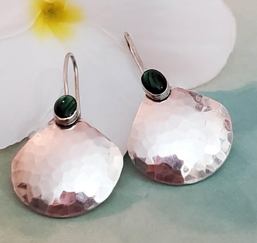 Silver Abalone Earrings: Item Details: Silver Abalone Earrings Length or Drop: 33.5 mm Width: 19 mm Stone Type: Weight in Grams: 3.4 Hallmarks and Stamps: None Other: No stamp and have not been tested