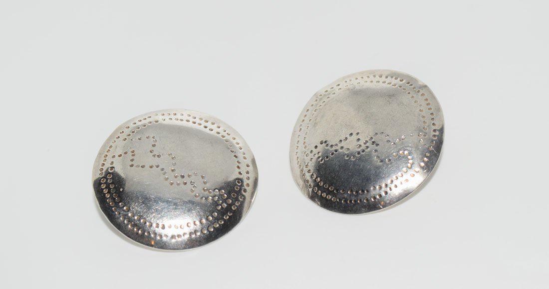 Dor Sterling Silver Earrings (1 of 4)