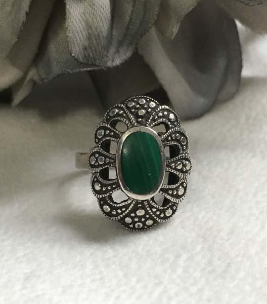 Sterling Silver Malachite Ring Sz 5 (1 of 5)