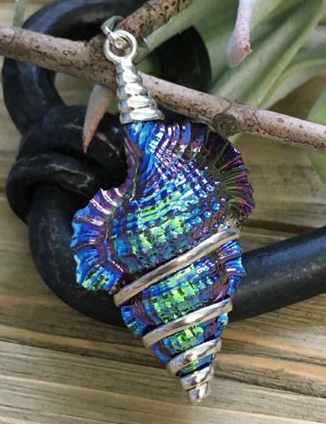 Sterling Silver Shell Pendant (1 of 7)