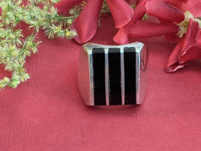 Heavy Onyx Sterling Silver Ring Sz 9 (1 of 5)