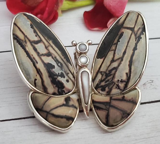 Signed Sterling Natural Stone Butterfly Pendant 20g (1 of 6)