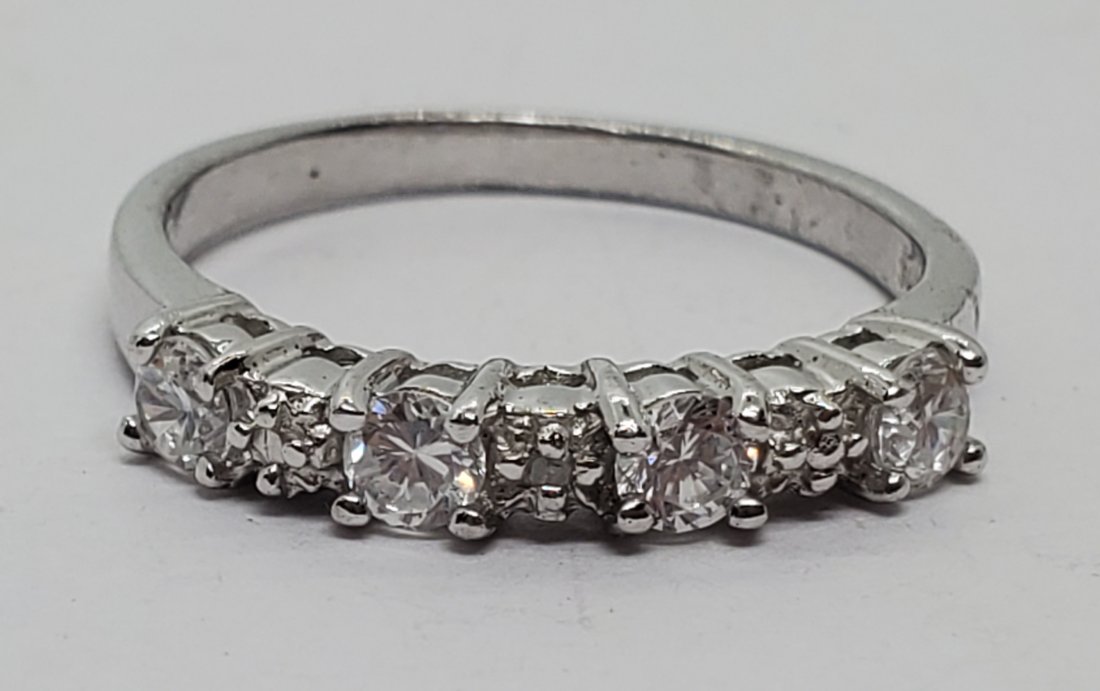 Sterling CZ and Diamond Ring Sz 7: Sterling CZ and Diamond Ring Sz 7 Shipping Time: Usually 2-5 Business Days Shipping Rates: Shipping rates start at $15 (US Only) for 2-3 Day Priority Mail, contact us for our first-class rates. Combin