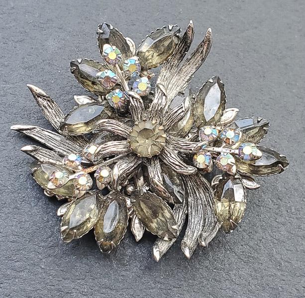 Vintage Glass and Rhinestone Brooch: Measures appx 2.5 inches by 2.65 inches. Shipping Time: Usually 2-5 Business Days Shipping Rates: Shipping rates start at $15 (US Only) for 2-3 Day Priority Mail, contact us for our first-class rates.