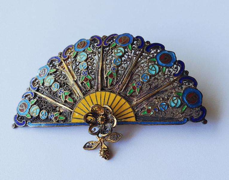 Vintage Enamel Topazio Portugal Sterling Brooch: Is about 1.3 inches by 2 inches. Shipping Time: Usually 2-5 Business Days Shipping Rates: Shipping rates start at $15 (US Only) for 2-3 Day Priority Mail, contact us for our first-class rates. Combine