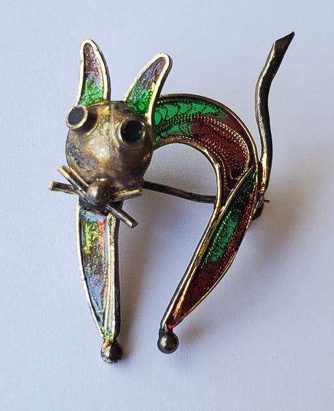 Vintage 800 Silver Enamel Cat Brooch (1 of 4)