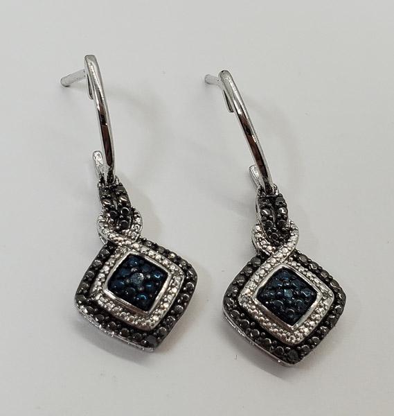 JANE SEYMOUR  Blue Diamond Earrings (1 of 3)