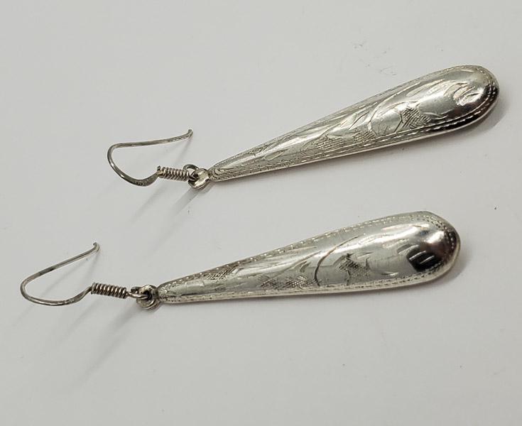 Vintage Etched Sterling Dangle Earrings: These have a 63mm drop and are 9mm wide. Shipping Time: Usually 2-5 Business Days Shipping Rates: Shipping rates start at $15 (US Only) for 2-3 Day Priority Mail, contact us for our first-class rates.