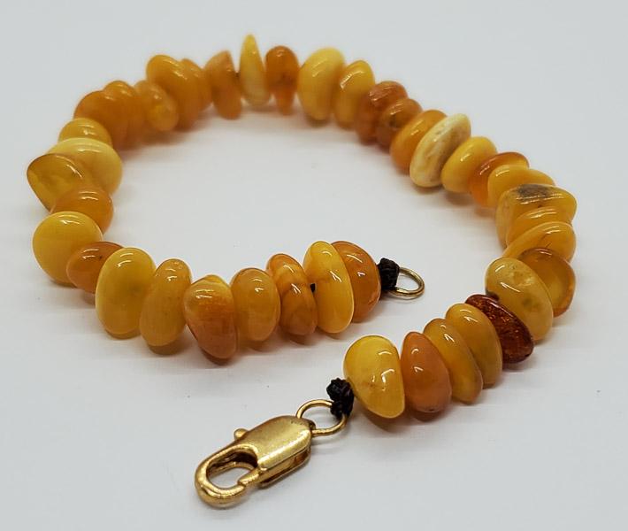 Butterscotch Amber Bracelet (1 of 4)