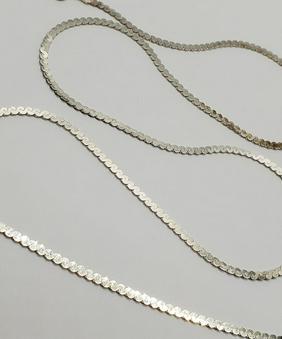 Italian Sterling Silver Chain Necklace: Necklace is 24 inches long and 2.5mm wide. Weighs 9.9 gramsShipping Time: Usually 2-5 Business DaysShipping Rates: Shipping rates start at $15 (US Only) for 2-3 Day Priority Mail, contact us for our f