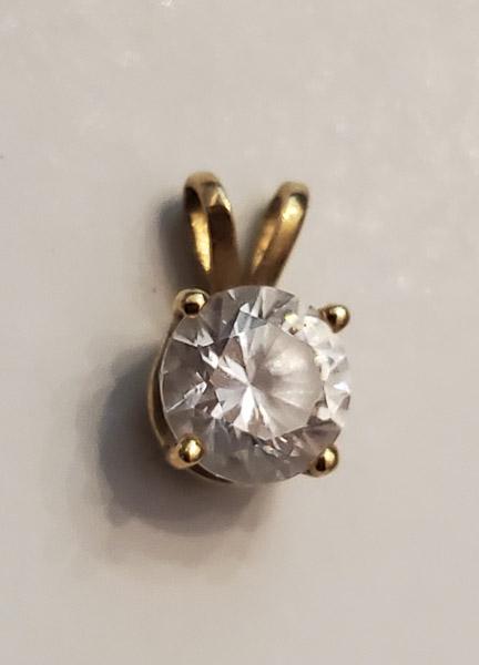 6mm Round 14k Gold Simulated Diamond Pendant (1 of 4)