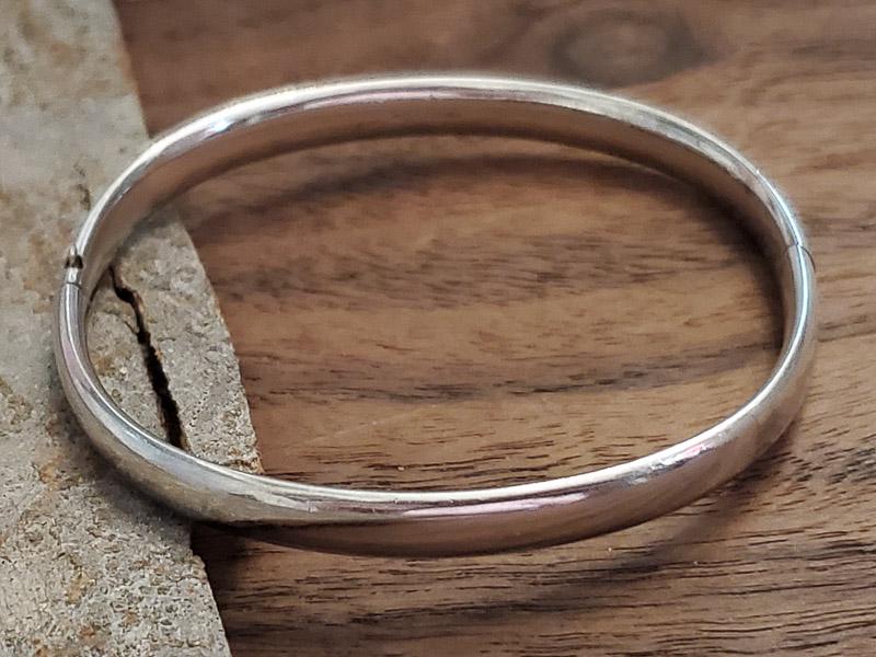 Signed WEH 6mm Sterling Silver Bangle Bracelet (1 of 3)