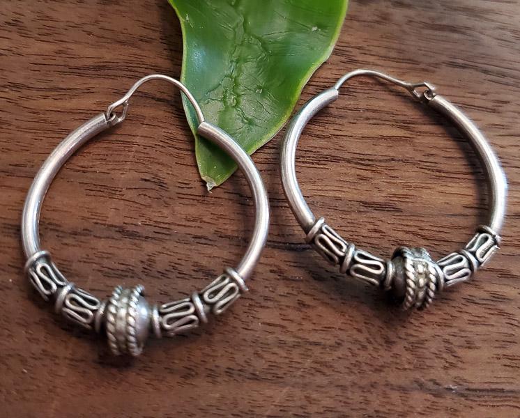 Sterling Silver Bali Hoop Earrings: Please see the pictures for details because this is the exact item you will receive. Weight in Grams: 7.04