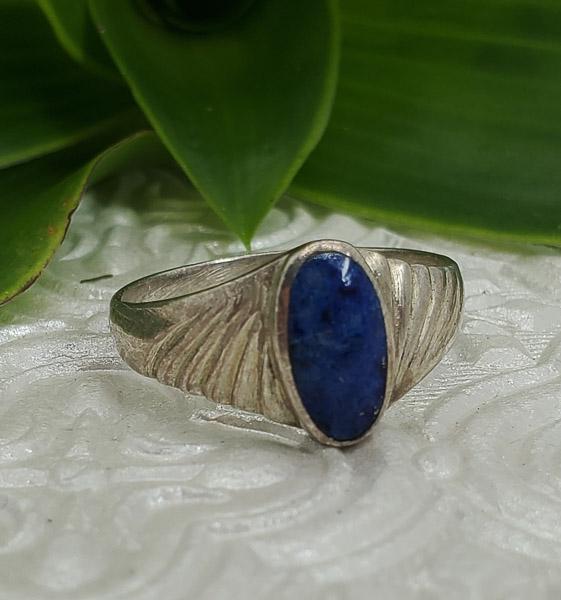 Sterling Silver Stone Ring Sz 8 (1 of 3)