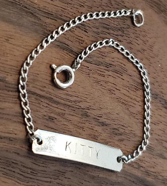 ID Link KITTY Sterling Silver Bracelet (1 of 2)