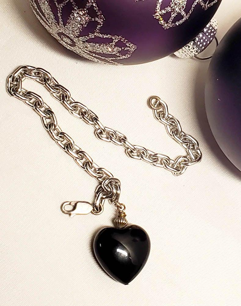 Sterling Silver 8" Cable Link Bracelet with Large Onyx (1 of 5)