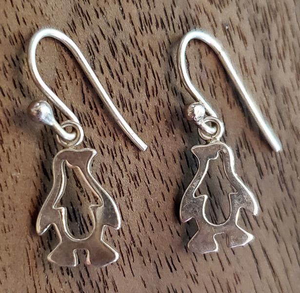 Sterling Silver Penguin Earrings: Item Details: Sterling Silver Penguin EarringsLength or Drop: 24 mmWidth: 8 mmWeight in Grams: 1.49Hallmarks and Stamps: