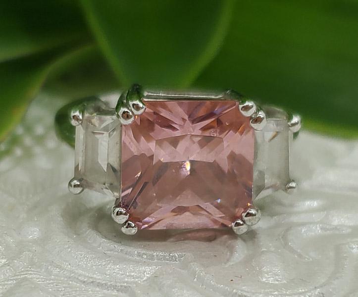 Sterling Silver Pink Stone Ring Sz 7.25 (1 of 6)
