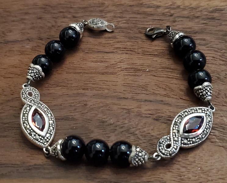 Garnet and Onyx Sterling Silver Bracelet (1 of 5)