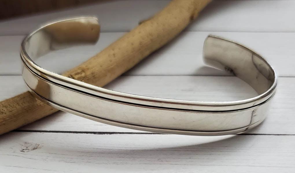 SOLID Sterling Silver Cuff Bracelet (1 of 5)