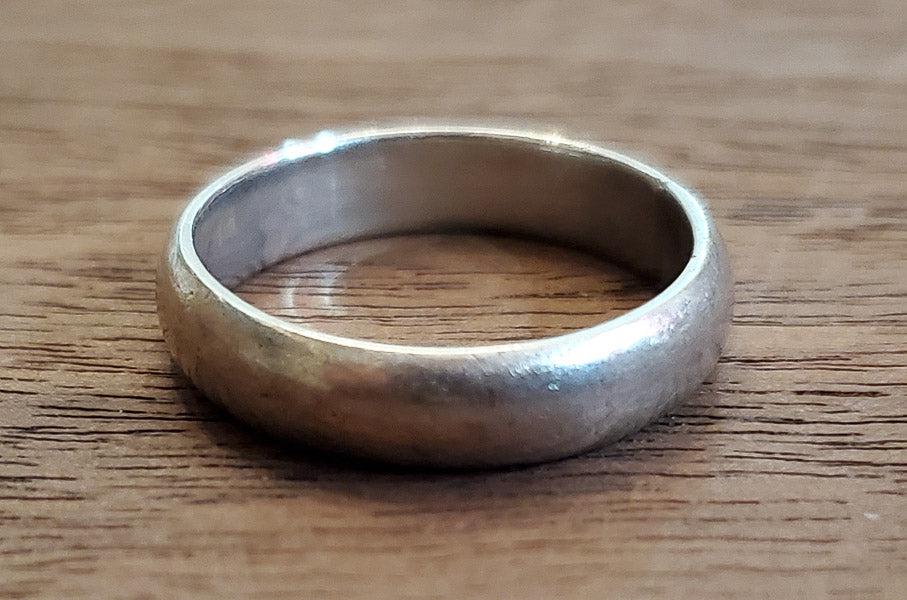 Classic Simple Sterling Silver Band Ring Sz 8.25 (1 of 5)