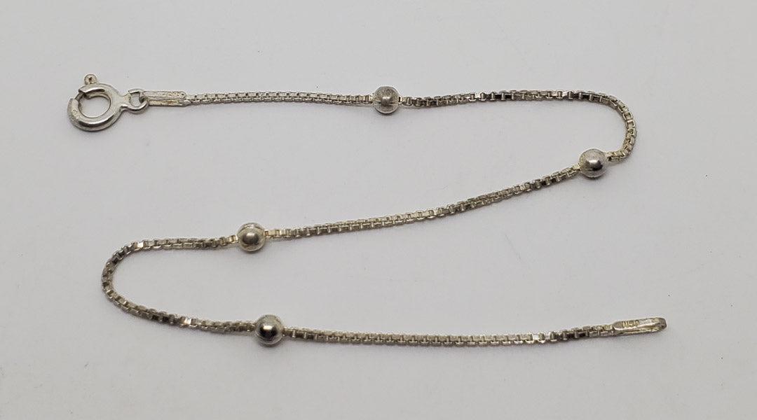 JCM Sterling Silver Beaded Bracelet: Please see pics for details as this is the exact item you will receive.Ã‚ Length: 7.5 inchesÃ‚ Weight in Grams: 1.5 Hallmarks and Stamps: 925, Italy, JCM Due to the limited amounts of cleaning a