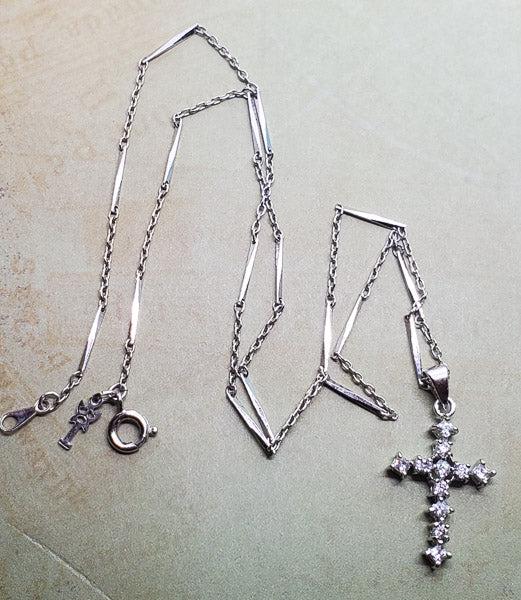 Vintage Crown Trifari Necklace with Cross: Please review the pictures in detail as they are a major part of our description. The item pictured is the exact item you will receive.Ã‚ Length: 18 Inches and the pendant has a 30mm drop and is 15