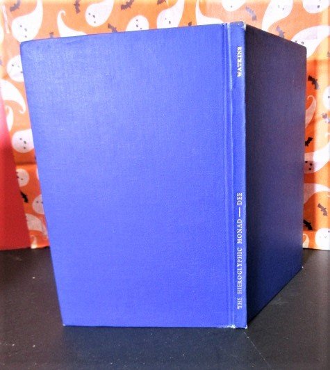 1947 THE HIEROGLYPHIC MONAD - DR. JOHN DEE: 1947 THE HIEROGLYPHIC MONAD - DR. JOHN DEE John Dee was the top occultist for the Queen. Studied by all occultics for his work. The most studied mystic of his time. Translated with