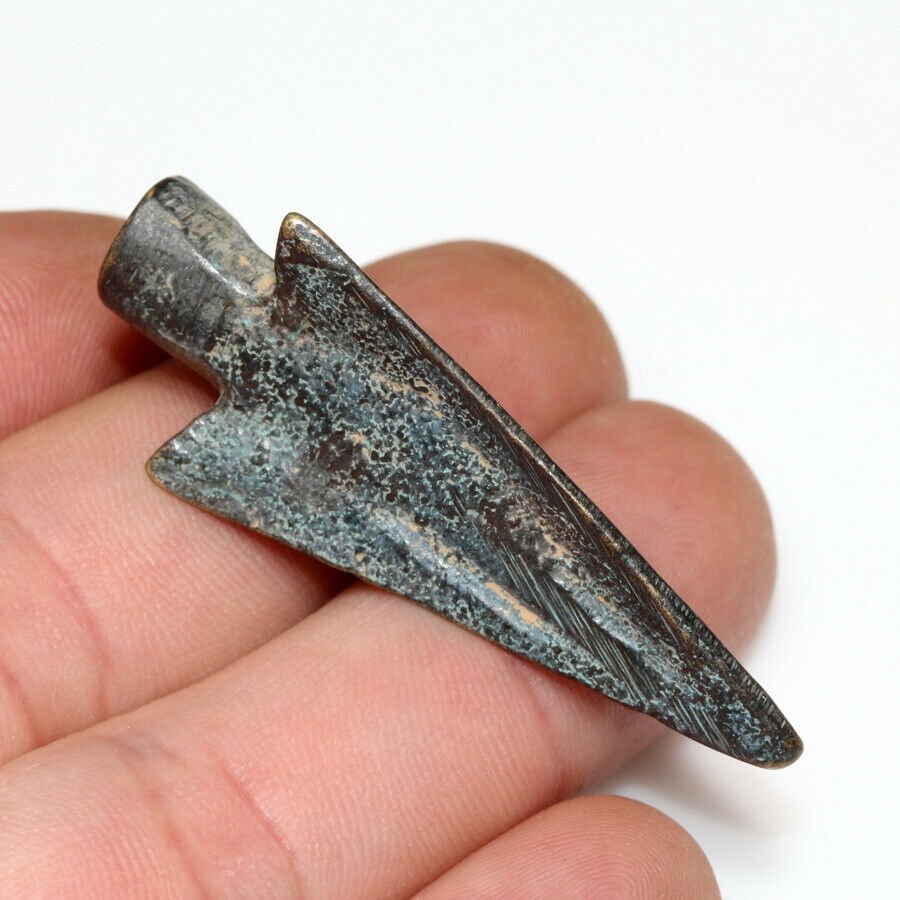 300  BC ANCIENT GREEK BRONZE ARROWHEAD (1 of 3)