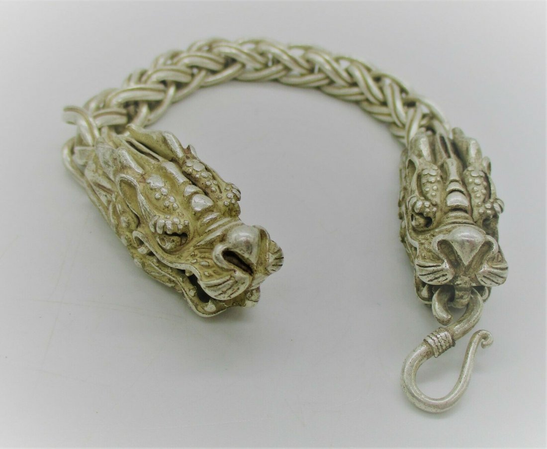 ANCIENT VIKING STYLE SILVER TWISTED BRACELET (1 of 5)