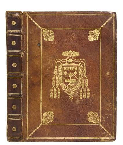 Legatura. Caeremoniale Episcoporum Clementis Pap: Legatura. Caeremoniale Episcoporum Clementis Papae VIII et Innocentii X.Roma, Filippo de Rubeis, 1670. In 4°. Frontespizio stampato in carattere rosso e nero e con stemma, capilettera decorat