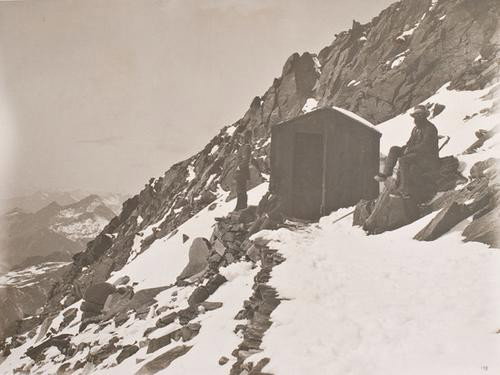 Vittorio Sella (1859 - 1943) Capanna Gnifetti: Vittorio Sella (1859 - 1943) Capanna Gnifetti, Monte Rosa, 8 settembre 1883 Vintage gelatin silver print. Photographer's blindstamp, original flush mount board. cm 28,5 x 38,2 (11.2 x 15 in.)(