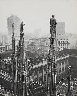 Mario De Biasi (b. 1923) Milan, Italy, ca. 1950: Vintage gelatin silver print. Photographer’s credit stamp on the versocm 30 x 24 (11.8 x 7.1 in.)Stampa vintage alla gelatina sali d’argento. Timbro del fotografo sul verso.