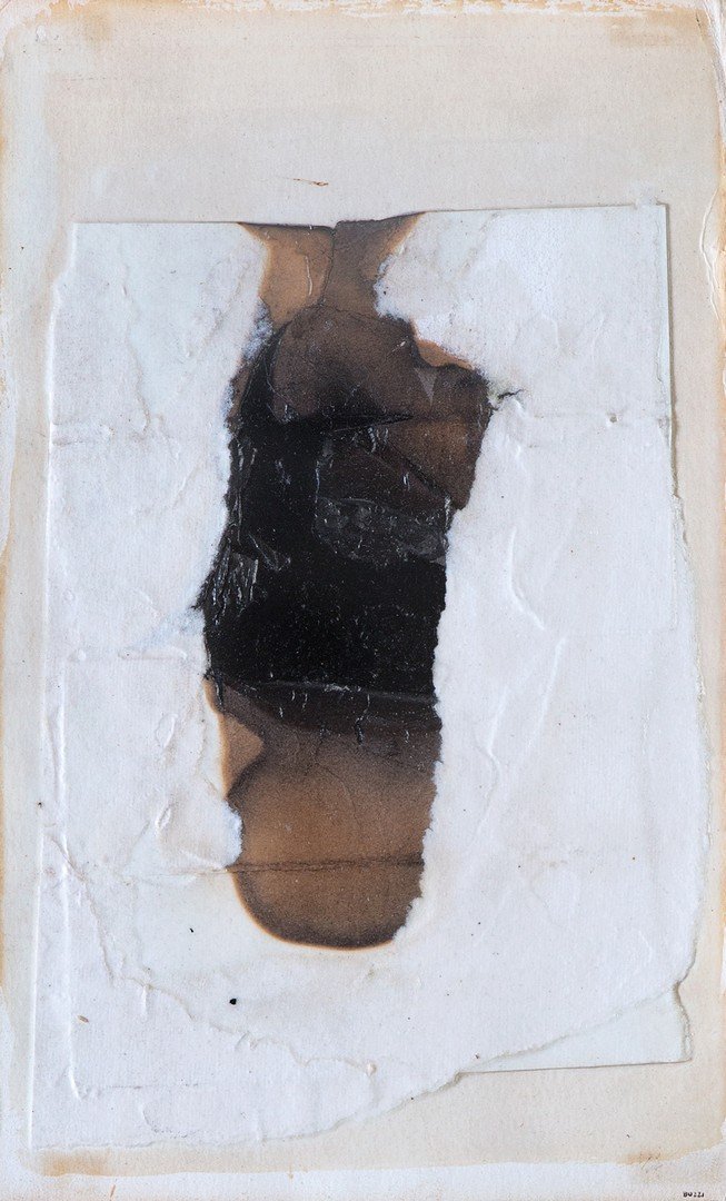 Alberto Burri (Citt di Castello 1915 - Nizza: Combustione, 1964 carta, acrilico, vinavil e combustione su carta, cm 33,3 x 20,3_x000B_Firmato in basso a destra: Burri_x000B__x000B_Combustion, 1964_x000B_acrylic, glue and combustion on paper, cm 3