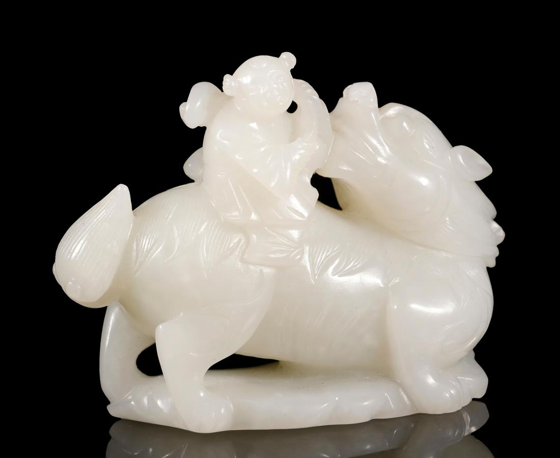 Qing Dynasty - Kirin Shape Hetian Jade Ornament (1 of 8)