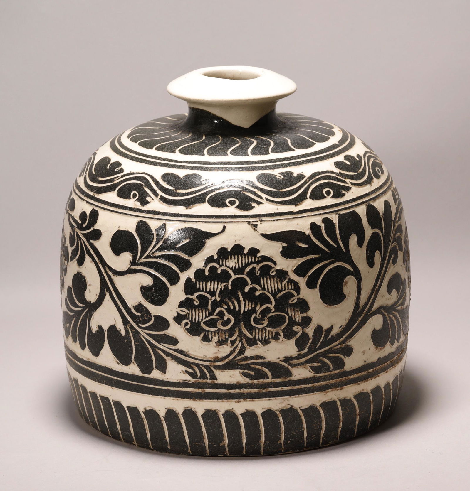 Song Dynasty - Cizhou Ware Jar (1 of 8)